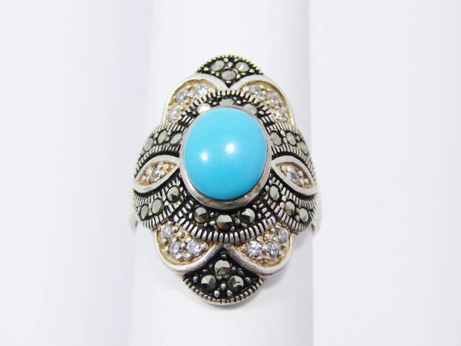 A Stunning Blue Stone Marcasite Ring in Sterling Silver