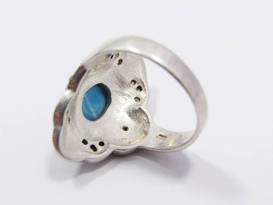 A Stunning Blue Stone Marcasite Ring in Sterling Silver