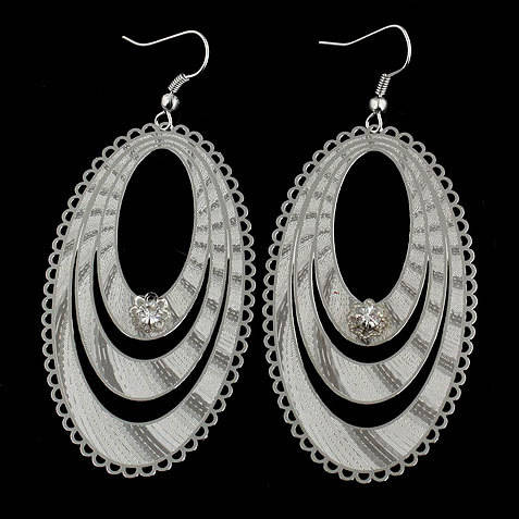 LIGHT OVAL HOOPS - ONLY 1 PAIR LEFT
