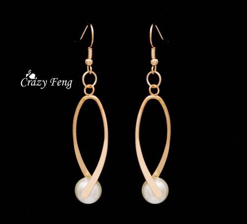 ROSE GOLD PLATED DANGLING EARRINGS