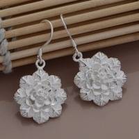SILVER PLATED FLOWER EARRINGS- LAST PAIR!!