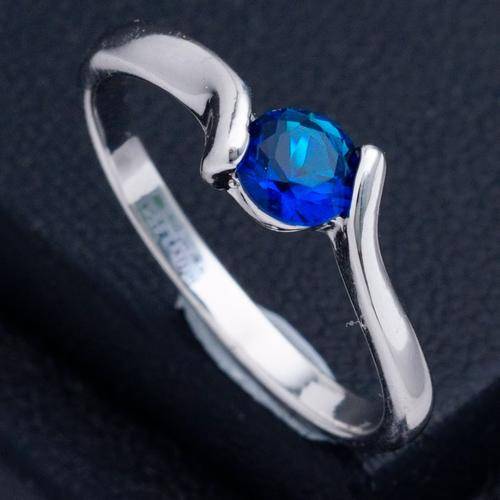 SUPER SIMPEL JOKER CUBIC ZIRCONIA RING SIZE 7