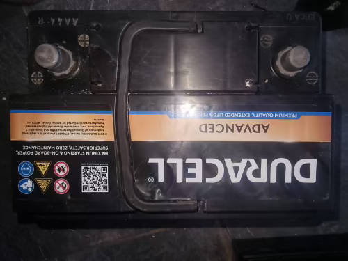 Duracell car battery DB646DE