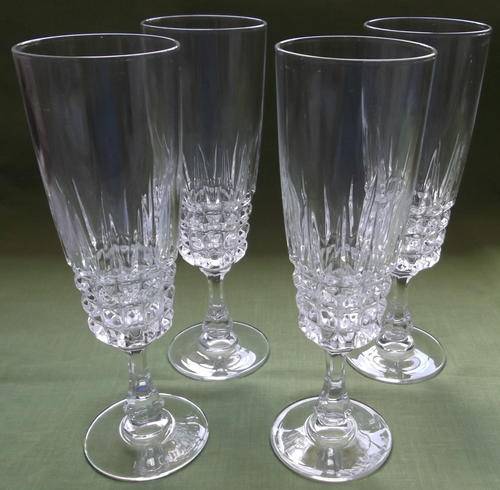 4 CHAMPAGNE FLUTES - CRYSTAL D'ARQUES