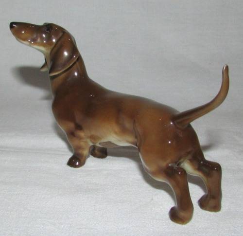 VINTAGE HUTSCHENREUTHER DACHSHUND