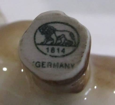 VINTAGE HUTSCHENREUTHER DACHSHUND