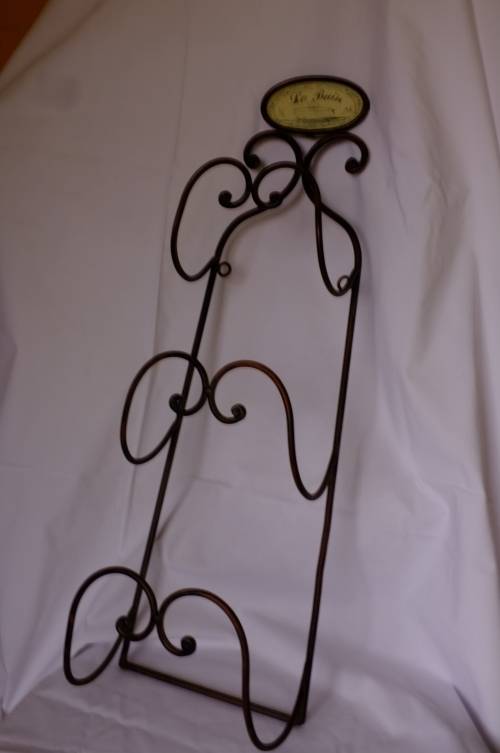 French style towel or wine rack