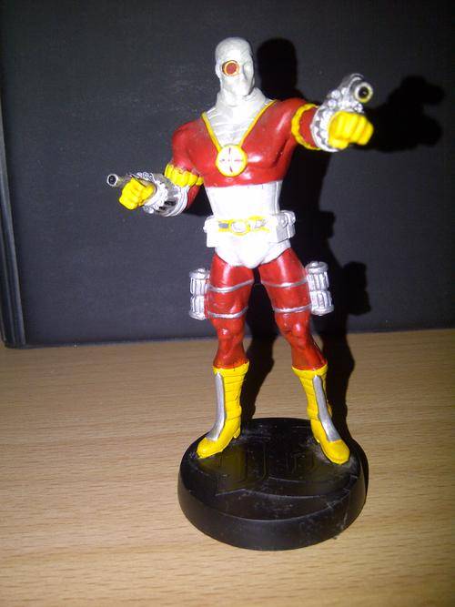 DC FIGURINE CAST IN LEAD "DEADSHOT"