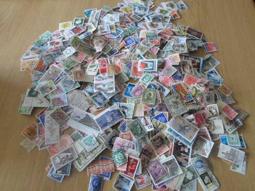 1000 WORLD STAMPS OFF PAPER SEE PICS!!!!!!!!
