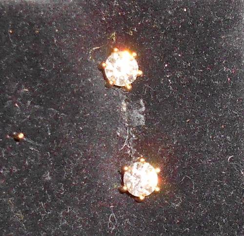 Diamond ear studs