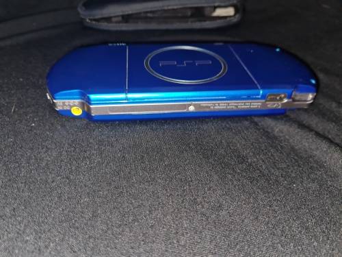 ***Please Read Description*** Sony PsP Slim (no battery or charger)
