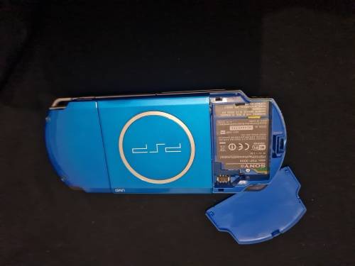 ***Please Read Description*** Sony PsP Slim (no battery or charger)