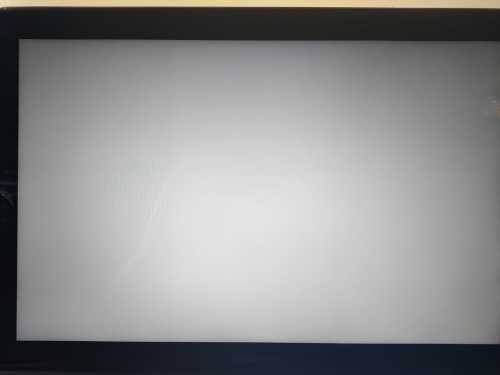 MacBook Pro 13-Inch `Core i5` 2.3 Early 2011 + MagSafe Charger