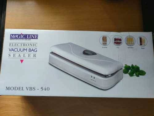 New Vacuum Sealer with Bag Roll