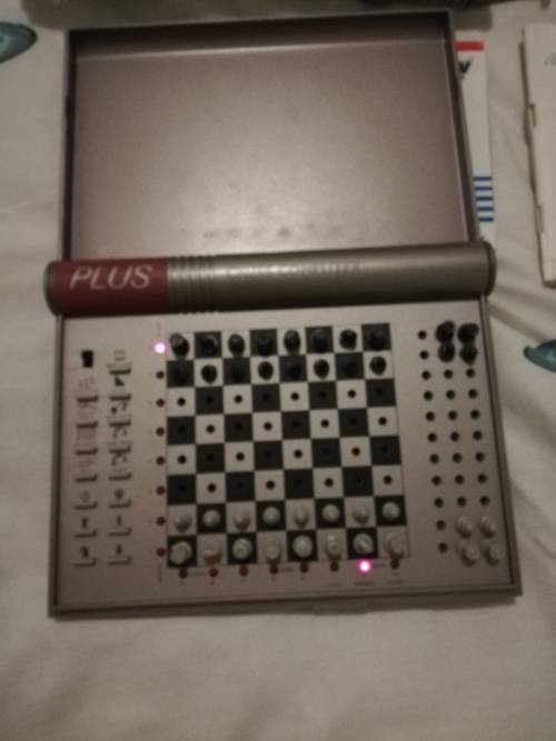 Vintage Kasparov chess computer