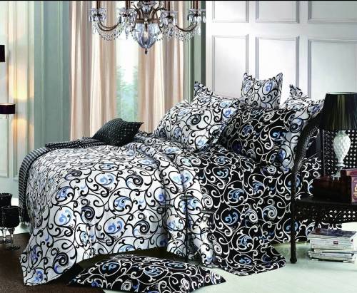 Christina Black Duvet Set