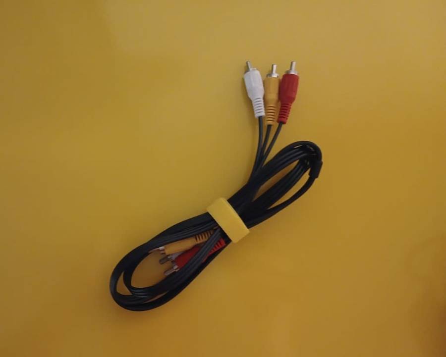 Commodore Amiga CD 32 console with Games