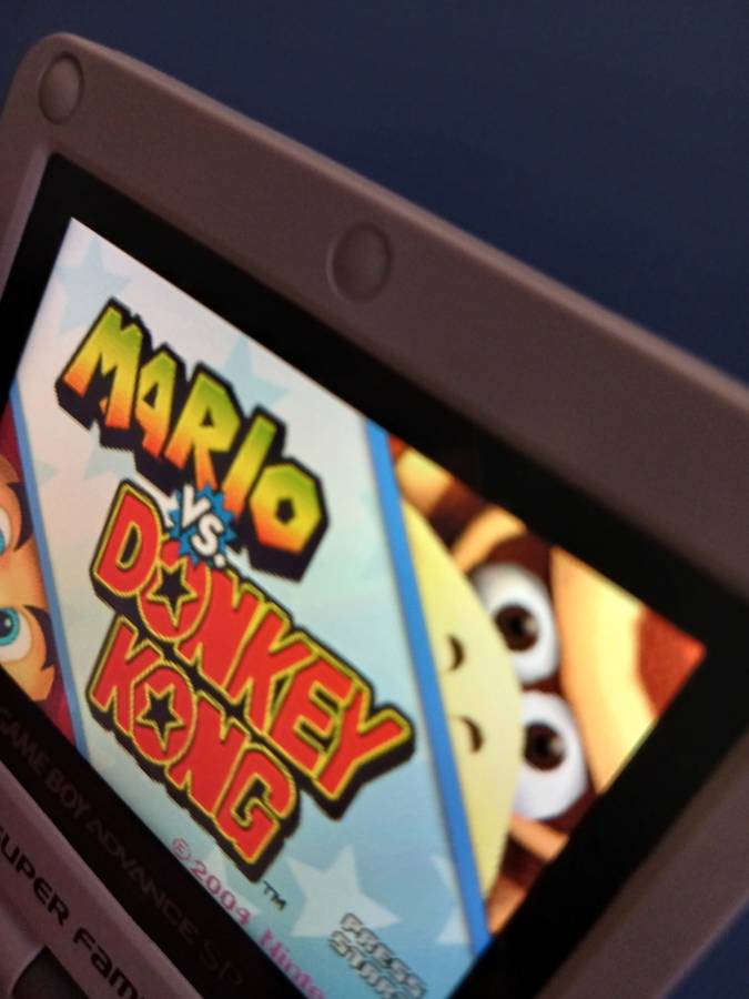 Nintendo Game Boy Advance SP