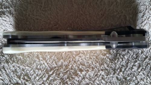 CRKT "The Natural" folder