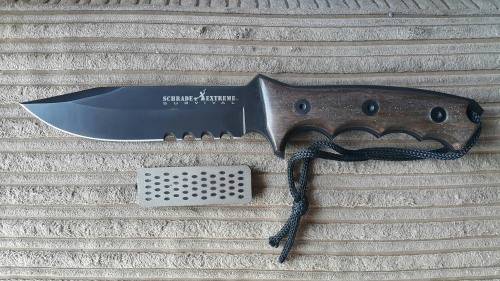 Schrade Extreme Survival knife