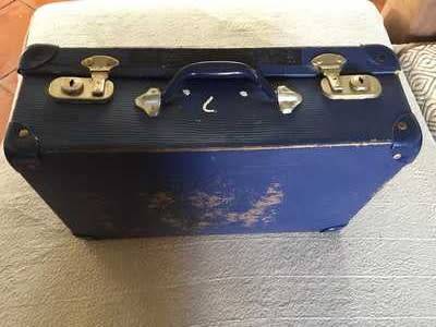VINTAGE SCHOOL SUITCASE (BLUE) - A BIT OF WEAR AND TEAR.....BUT A GEM