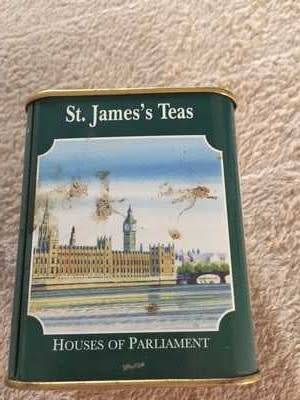 BEAUTIFUL TEA TINS OUT OF UK