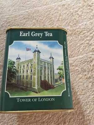 BEAUTIFUL TEA TINS OUT OF UK