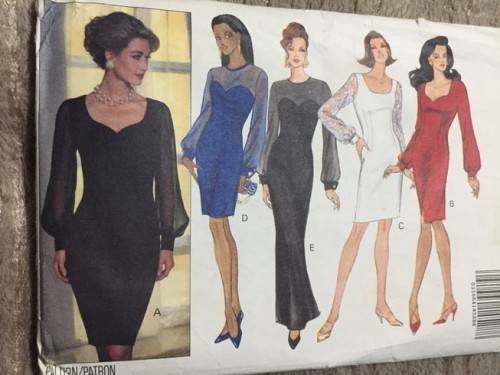 PATTERN BUTTERICK 6402 - DRESS (SIZE 6-12)