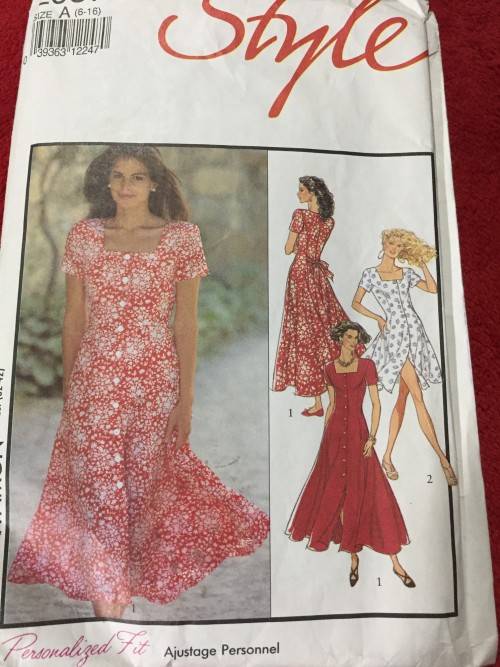 PATTERN STYLE 2057 (COMPLETE) - DRESS (SIZE 6-16)