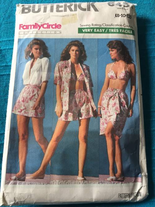 PATTERN BUTTERICK 6457 - BRA, SHIRTS, SHORTS & SKIRT (SIZE 8-10-12)
