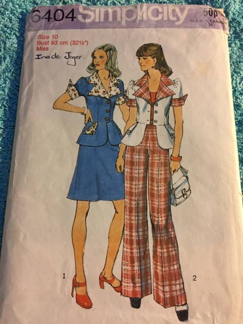 PATTERN SIMPLICITY 6404*1974 (VINTAGE) - SHORT, 2PIECE DRESS, TOP and PANTS (SIZE 10)