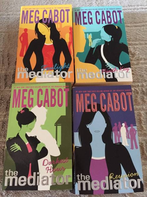 4 X BOOKS (SOFTCOVER) - THE MEDIATOR : TWILIGHT//NINTH KEY//REUNION//DARKEST HOUR: MEG CABOT