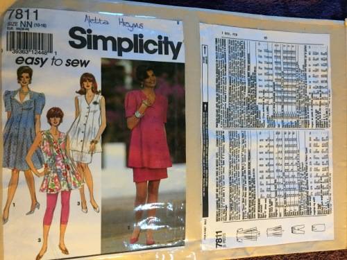 PATTERN SIMPLICITY 7811 - MATERNITY LEGGINGS,SKIRT,DRESS,TUNIC (SIZE 10-16)