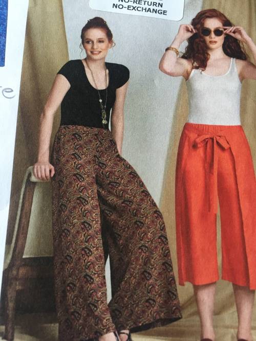 PATTERN SIMPLICITY 8134 (COMPLETE, CUT ON 18/22) - PANTS/WRAP PANTS/WRAP SHORTS (14-18/22)