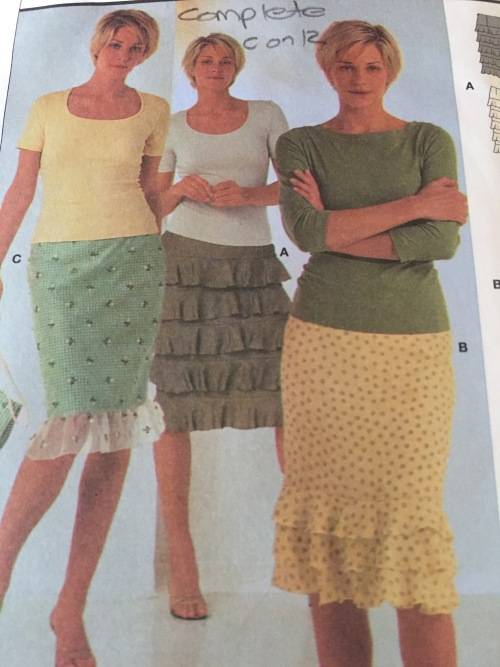PATTERN BURDA 8834 (COMPLETE, CUT ON 12) - SKIRT VARIATIONS (SIZE 8-10-12)