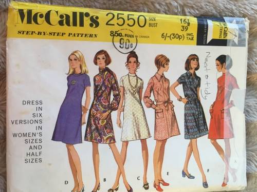 PATTERN MCCALL`S 2550 (NEAT and TIDY)(VINTAGE) - DRESS (SIZE 16.5)