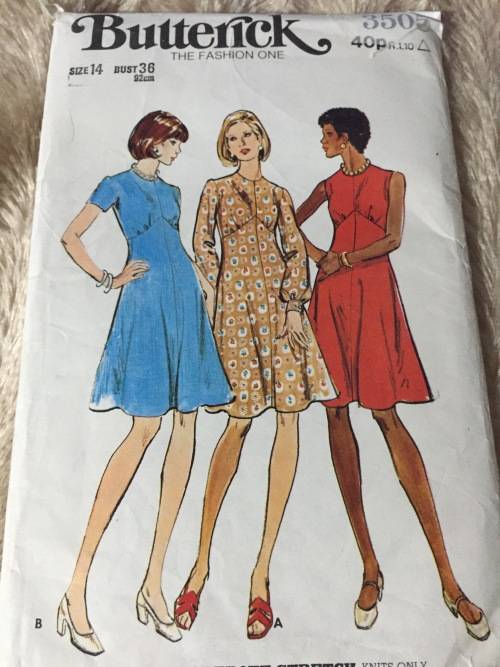 PATTERN BUTTERICK 3505 (VINTAGE) - DRESSES (SIZE 14)