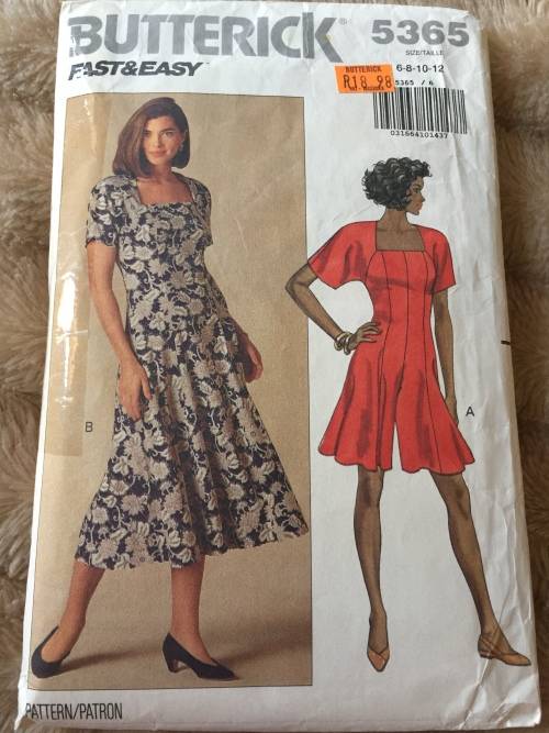 PATTERN BUTTERICK 5365 (CUT ON 12) - CULOTTE DRESS & DRESS (SIZE 6-8-10-12)