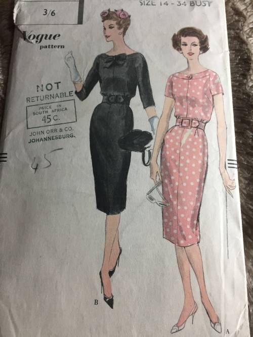 PATTERN VOGUE 9781 (VERY VINTAGE, TIDY PATTERNS) - ONE PIECE DRESS (SIZE 14)