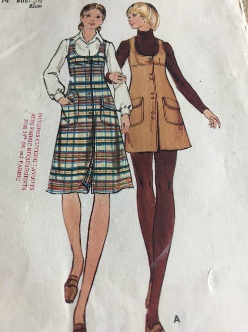 PATTERN BUTTERICK 6814 (VINTAGE, TIDY PATTERNS) - JUMPER (SIZE 14)