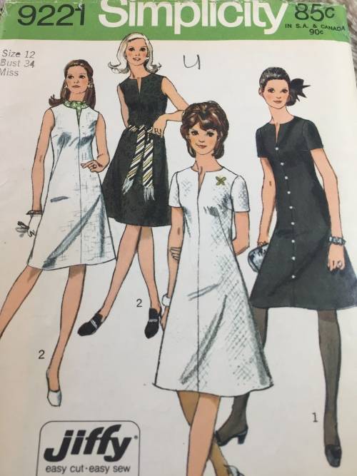 PATTERN SIMPLICITY 9221*1970 (VINTAGE, UNUSED) - DRESS (SIZE 12)