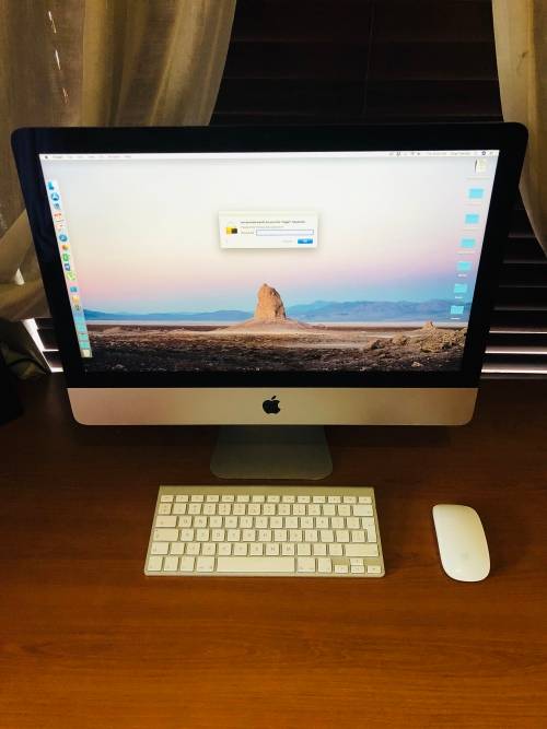 Apple iMac 21.5" MASSIVE 1TB Harddrive (Late 2013)