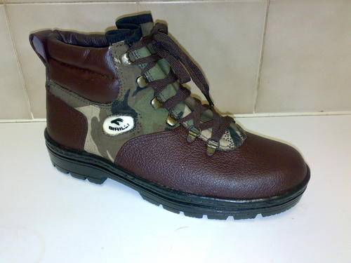 Camo ankle boot