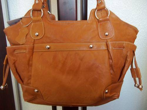 WOW! GORGEOUS NEW ARRIVALS***Stunning 100%  Genuine leather  Hand Bag in DESERT BROWN. Pure Luxury!.