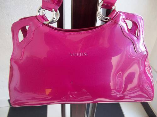 LATEST TREND**HI GLOSS PATENT**designer BAGS From ITALY-HIGH QUALITY, GREAT DESIGN- WHITE & GOLD