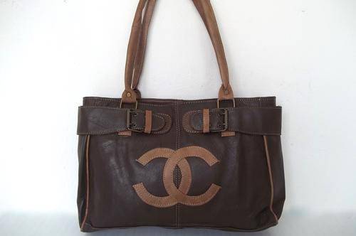 *Only one*Stunning REAL LEATHER HAND BAG in soft Brown- Great quality, great Buy!