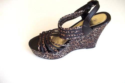 *PROUDLY SA*Gorgeous BEDAZZLED Strappy ANIMAL Wedge- sizes 6- Step out in STYLE with this stunner!