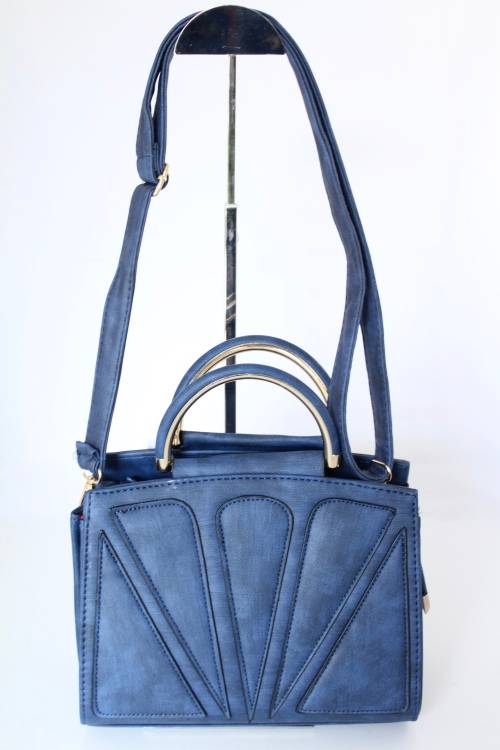 **NEW ARRIVAL**Elegant Ladies shoulderbag in Blue-step out in style!