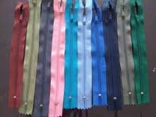 Pack of 10 assorted colour zips- 8 inch long