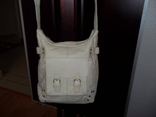Beautiful  100%  Genuine leather  Hand Bag in a CREAM/WHITE. Invest in leather, the smart choice.